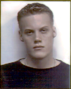 Ladies, he looks good in this pic but trust me he ain' t nothing to write home about in real life.&nbsp; Pick me!