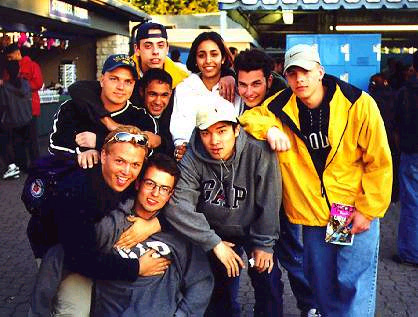 "Ok guys lets all stand beside Minh and humour him into thinking he has friends!"