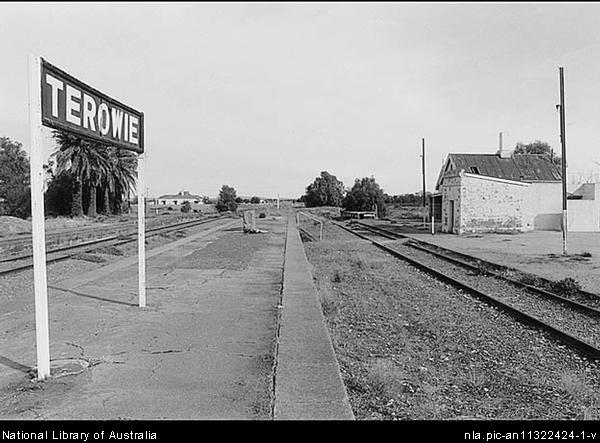Terowie Railway Station 1994 (photo; Bob Miller)