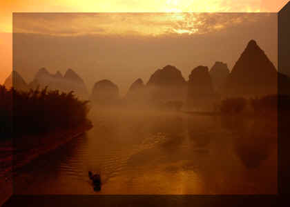chinasunset.jpg (7254 bytes)