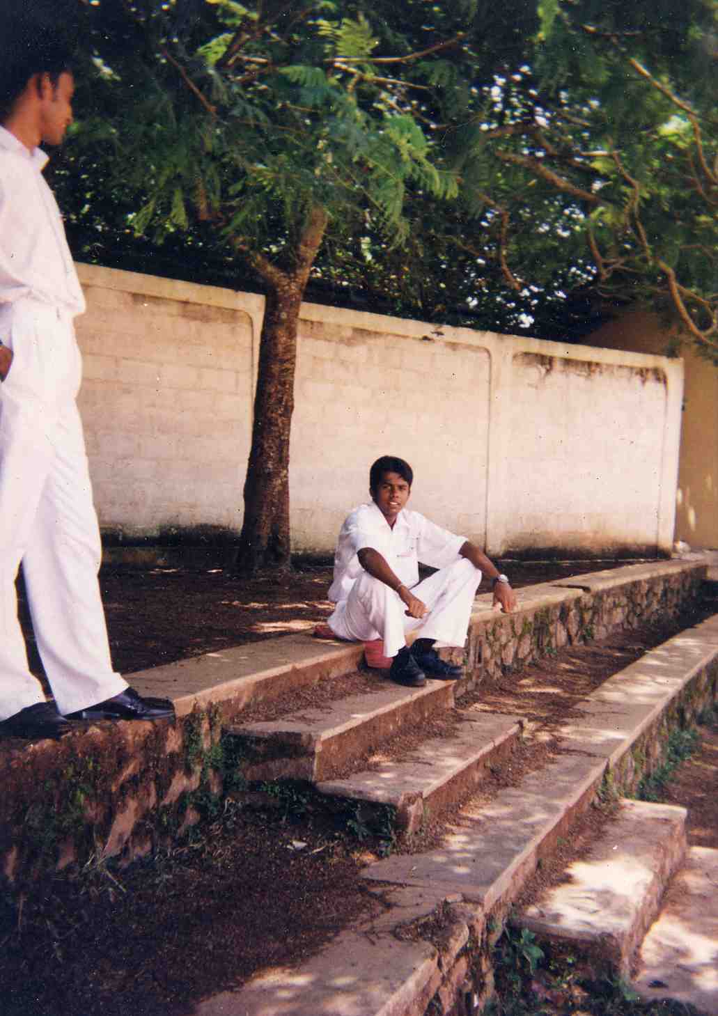 In School, Dilan in side