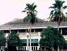 Copy of pratenatapirumpakdee.jpg (13867 bytes)