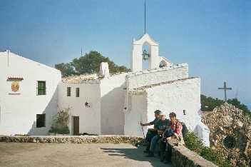 Una altra vista de l'ermita de La Trinitat