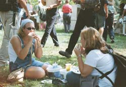 Purdue students eating lunch