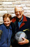 Ian-and-Dad.jpg (23623 bytes)