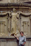 Ian-at-Palace-of-Arts.jpg (33766 bytes)