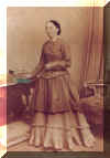 SarahGeorgina2.jpg (111011 bytes)