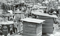 AN OPEN AIR MARKET NEAR KAMPALA