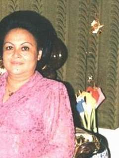 [My Wife 1990]