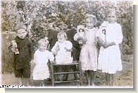 Zack, Coy, Runette, Dell and Maude Mundy children of Levi (Lee) Mundy