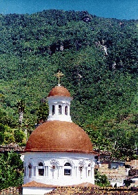 Cupula.jpg (46096 bytes)