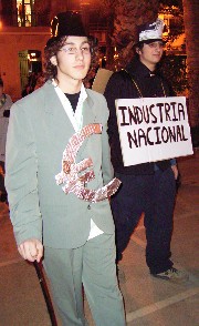 El Capital se lleva la Industria a China por la cara