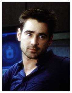 James Clayton (Colin Farrell) 