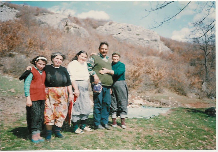 A:\babam,annem,halalarim ve kiz kardesim.