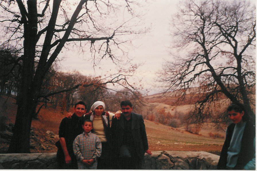 Yakari Pinar Gulay abla,Taner,Murat ve Ben 2001