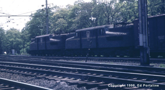 Gg1_1_huge.JPG (52289 bytes)