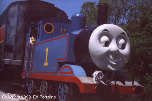 ThomasTank_1.jpg (58358 bytes)