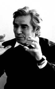 Jorge Ya�ez