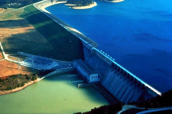 USACE photo of Wolf Creek Dam