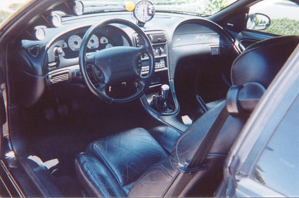 2001_Z28_at_dyno1.JPG - 66898 Bytes