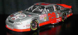 nascar-harvicktaz24.jpg (32728 bytes)