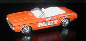 nascar-pacechallenger.jpg (19853 bytes)