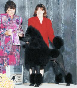 http://www.geocities.com/mydoghouse.geo/Michaela.jpg