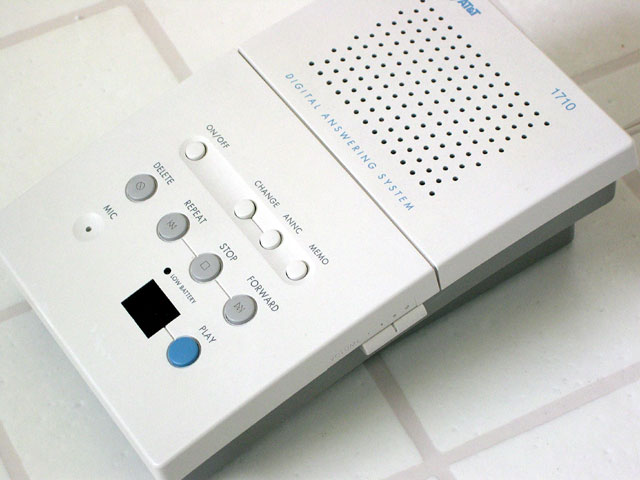 AT&T 1710 Digital Answering Machine