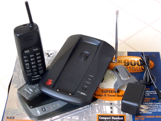 SONY SPP-D900 Cordless Phone wiht Belt Clip