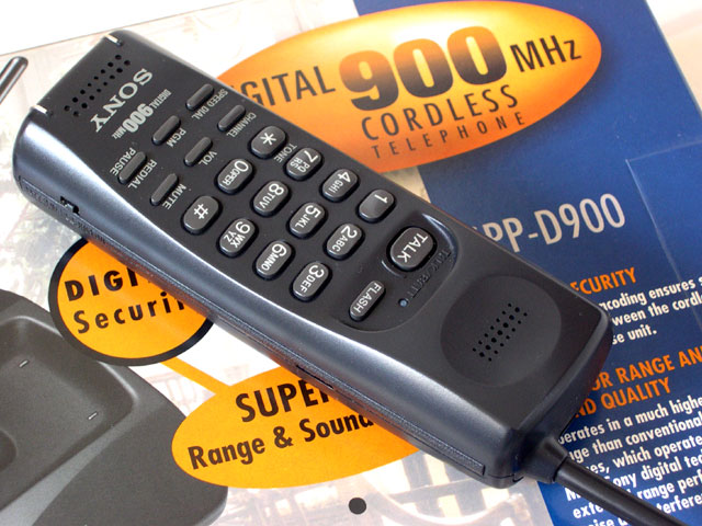 sony phone cordless digital spp d900 compact handset cord battery functional cosmetic conditions excellent includes base still