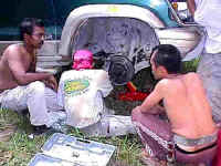 35-gombak-climb-Repair.jpg (12146 bytes)