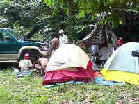 36-gombak-climb-Camp.jpg (15979 bytes)