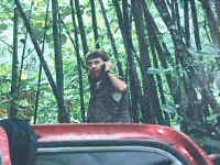 77-gombak-climb-Mobile-hello-hello.jpg (13309 bytes)