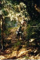 rfc99-lrom recce on bike.jpg (34891 bytes)