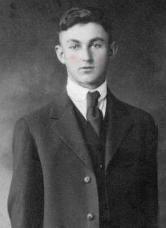 pjohnjr.jpg (31901 bytes)