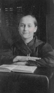 pmary.jpg (47375 bytes)
