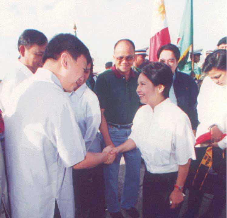 Mayor  Randolph  Ting &  Governor  Edgar  Lara  Welcoming President Gloria Macapagal-Arroyo & DOH Secretary Manuel Dayrit for "Patak Polio" Campaign 