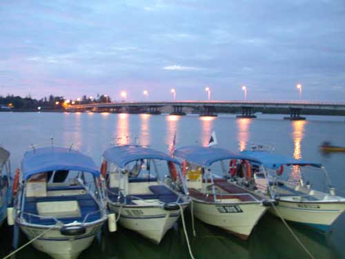 speedy boats