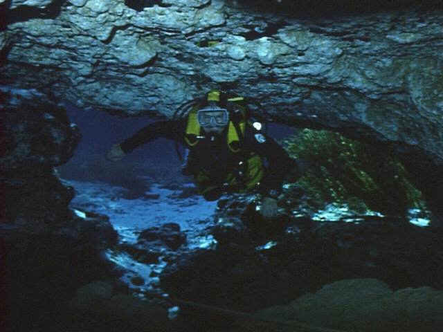 Cavern Dive&nbsp; Ginnie Springs, FL