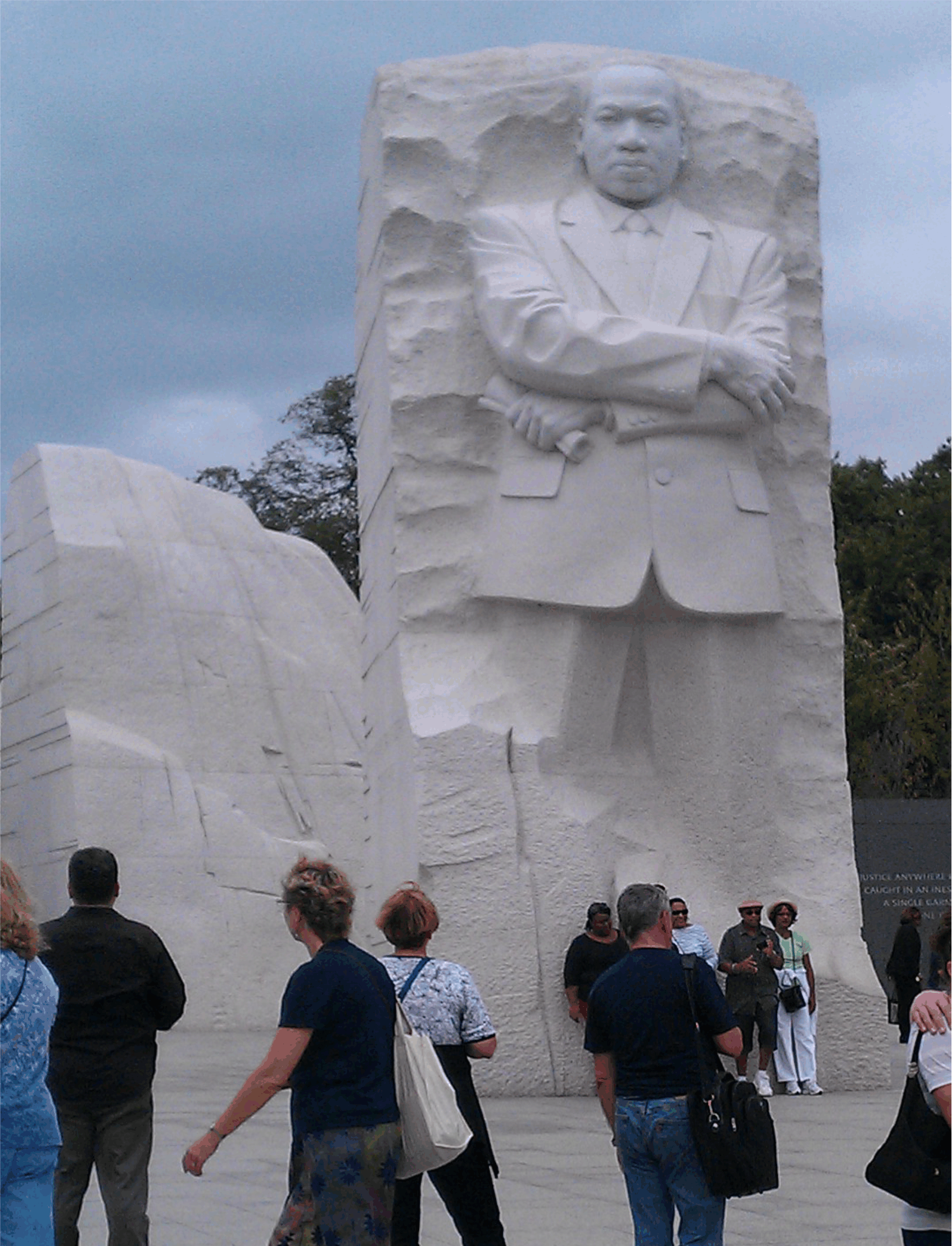 MLK_ Statue