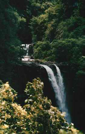 Pakikia Falls