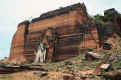 Mingunpaya.jpg (47987 bytes)