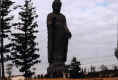 ushiku2.jpg (136878 bytes)