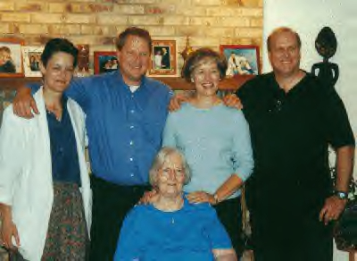 Sue, David, Eunice, Richard, and Mom
