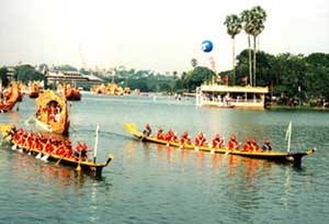 Traditional Boat Regatta Festival