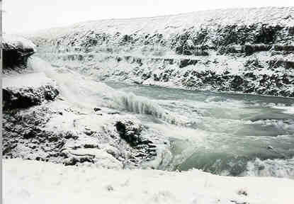 gullfoss3.jpg (16218 bytes)