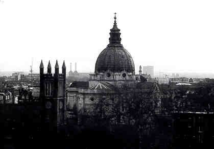 kensington2.jpg (9002 bytes)