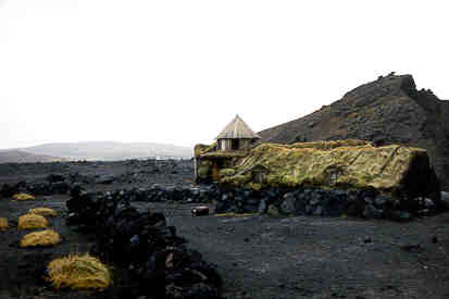 reykjanes2.jpg (9477 bytes)