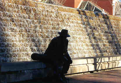 thinker.jpg (18843 bytes)