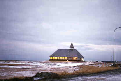 thorlakshafnarkirkja.jpg (8733 bytes)
